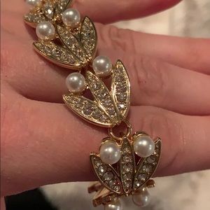 Brand New matching jewelry set